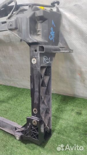 Панель передняя Ford Fiesta (CB1) 2009