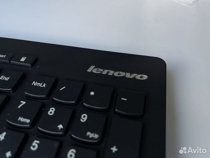 Беспроводная клавиатура и мышь Lenovo