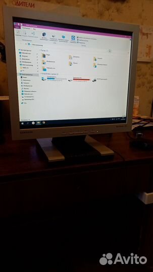 Монитор samsung с встроенными калонками
