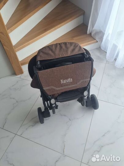 Коляска прогулочная Nuovita Giro