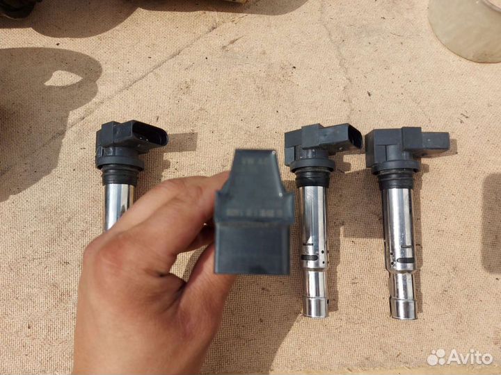 Катушка зажигания Фольксваген Поло 1,6 105лс CFN