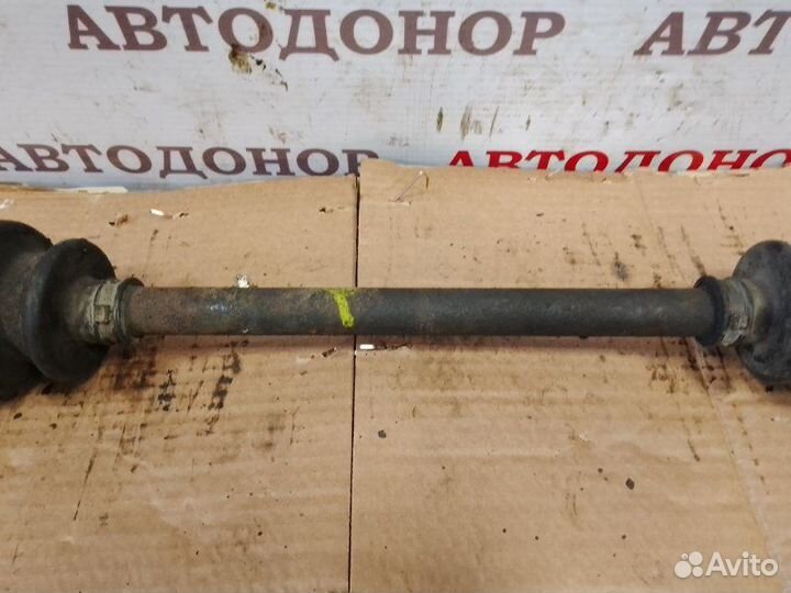 Полуось привод задний левый Mercedes-Benz E-Class