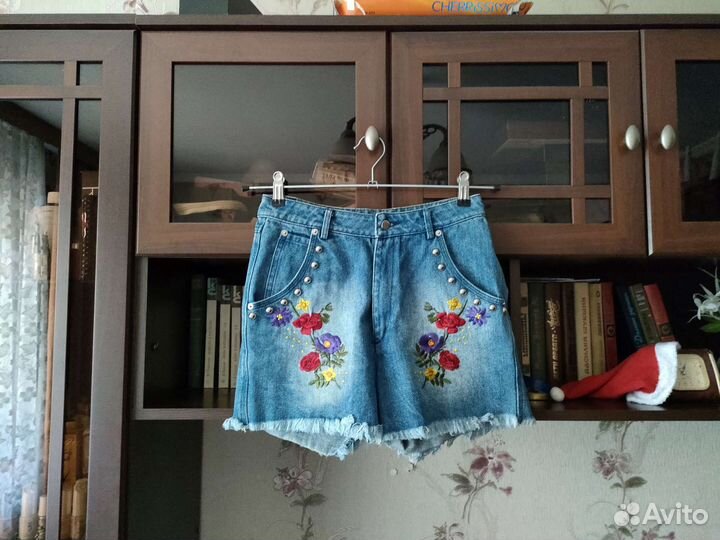 Шорты джинсовые с вышивкой Missguad