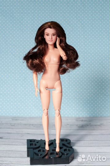 Гибрид Белль на теле Барби Looks