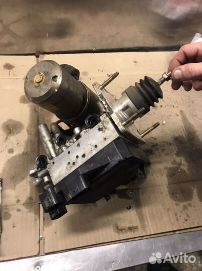 Главный тормозной цилиндр,тлк 100,Лексус LX470