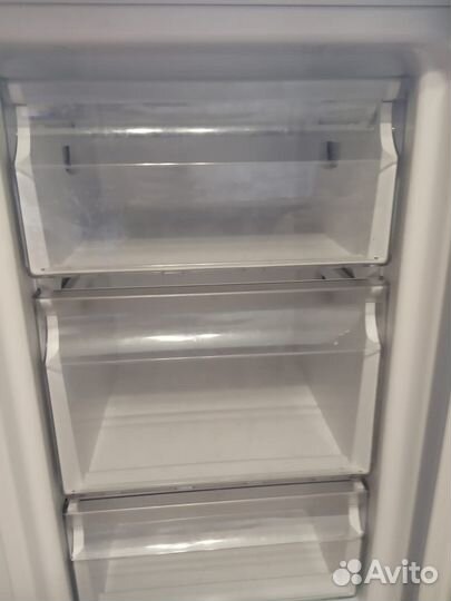 Морозильная камера HF-82WAA