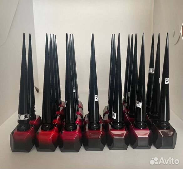 Лак для ногтей christian louboutin edgy popi 006