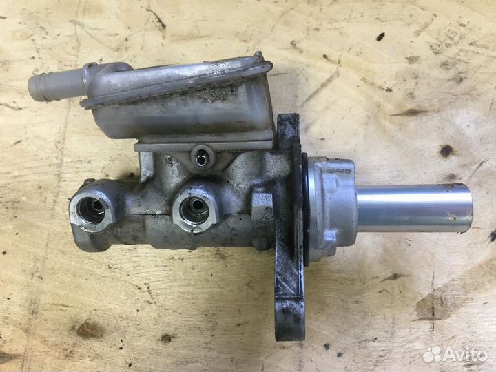 Цилиндр тормозной главный Mazda CX 7