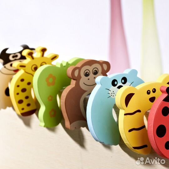 Набор ограничителей (блокираторы) на дверь детские