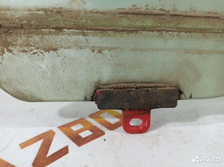 Стекло двери опускное переднее правое Toyota