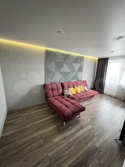 3-к. квартира, 72 м², 6/9 эт.