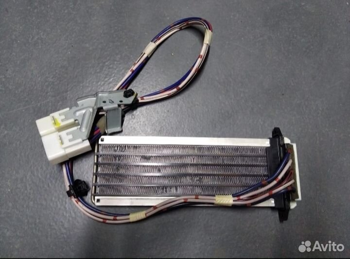 Радиатор отопителя (печки) Toyota Corolla 151 новы