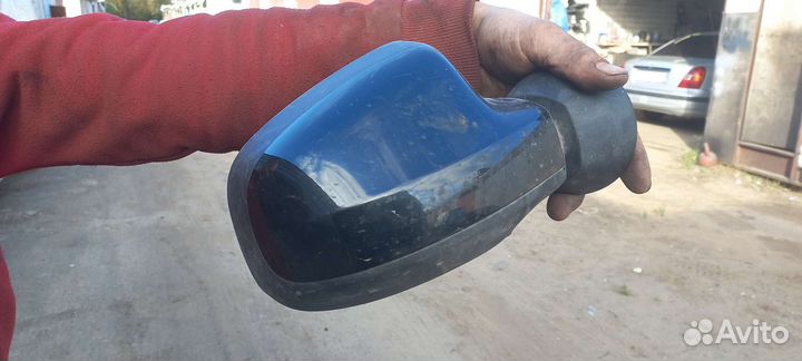 Зеркало правое renault logan