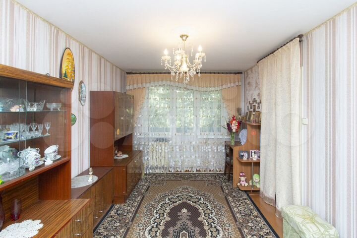 3-к. квартира, 57 м², 3/5 эт.