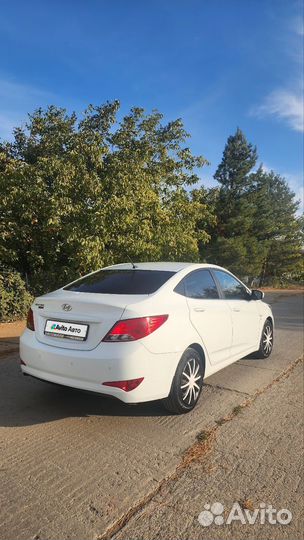 Hyundai Solaris 1.6 AT, 2016, 168 000 км