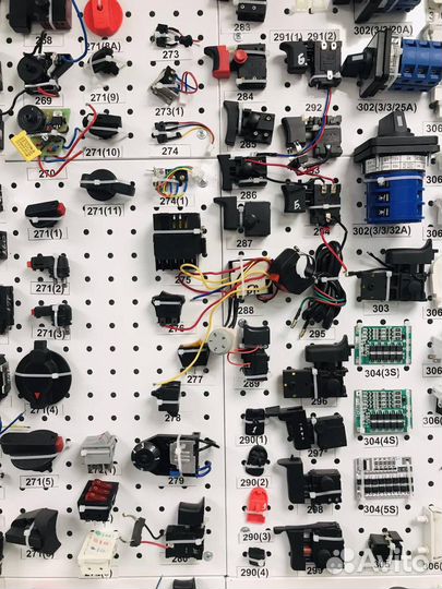 Кнопка выключатель электроинструмента