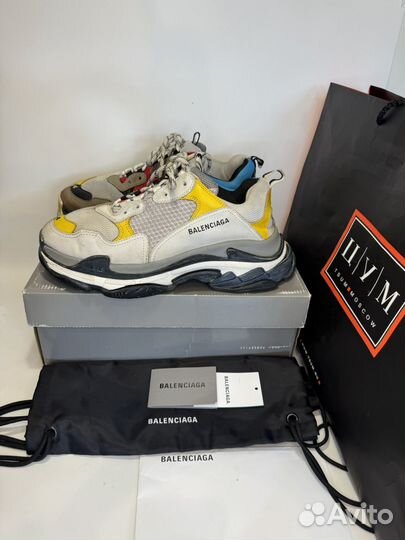 Balenciaga triple s оригинал