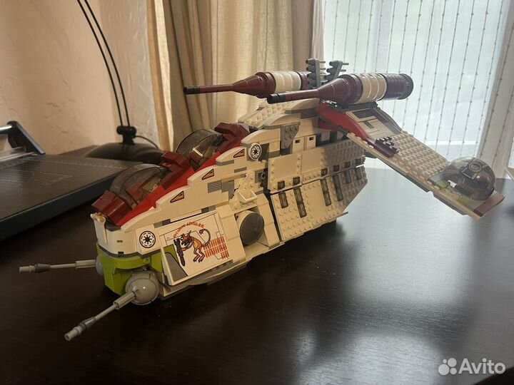 Лего Star Wars ганшип 2008 года