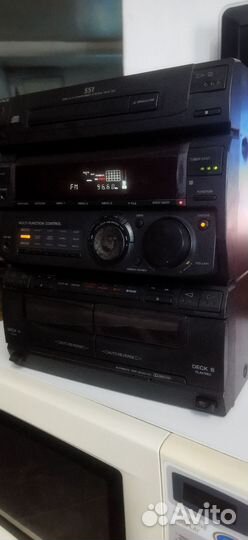 Центр sony 551