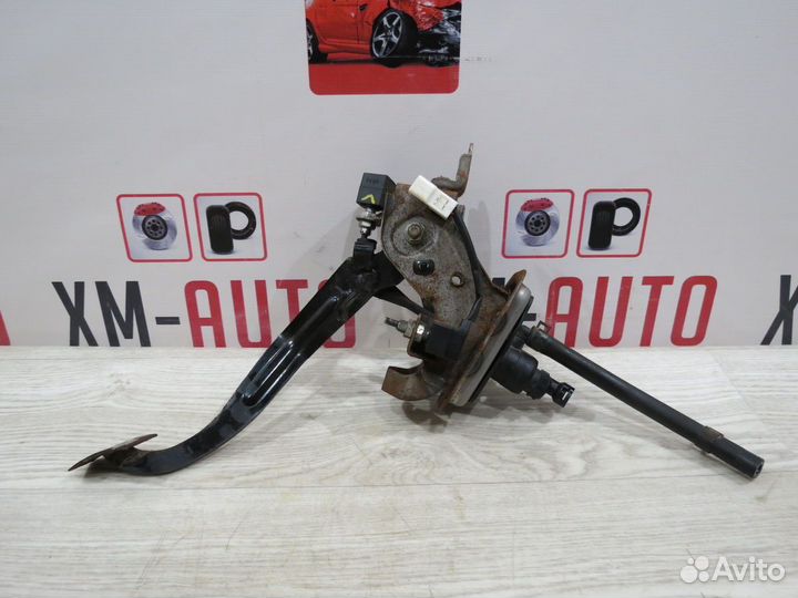 Педаль сцепления Kia Cerato