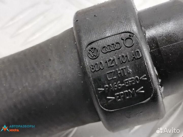 Патрубок радиатора Volkswagen Passat B5 рест. 2002