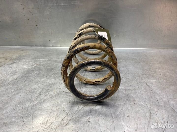 Пружина передняя Volkswagen Passat B5 1996-2000