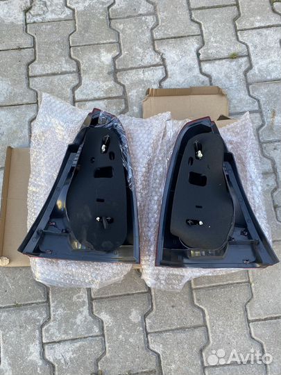 Фонарь задний logan 1