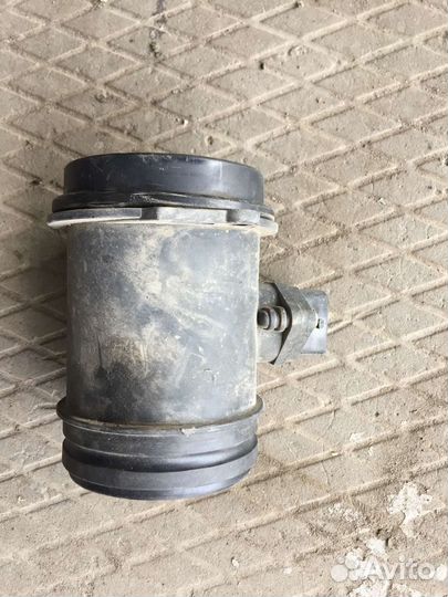 Расходомер воздуха Audi A8