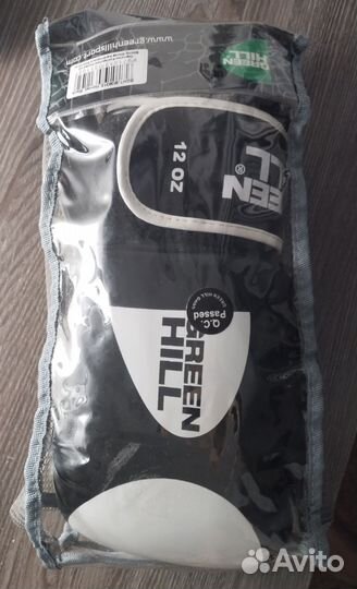 Боксерские перчатки Green hill hamed