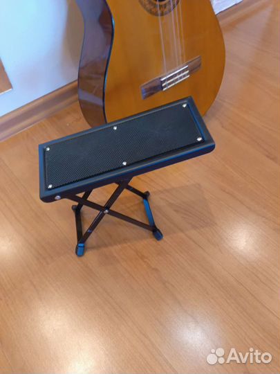 Классическая гитара yamaha c40