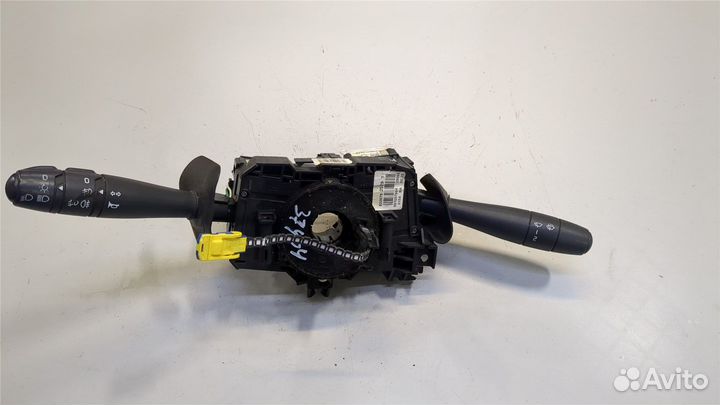 Переключатель поворотов и дворников Dacia Logan, 2