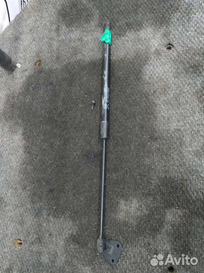 Амортизатор багажника KIA ceed CD левый правый hat