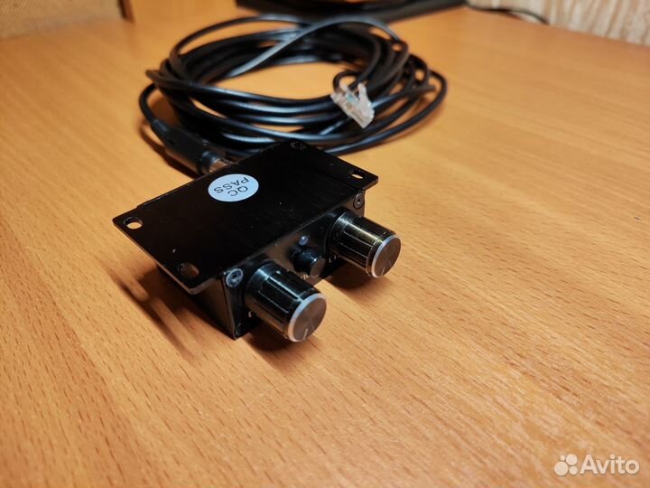 Дистанционный пульт управления Helix URC.3