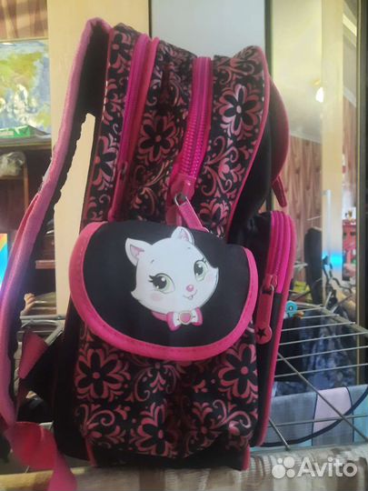 Портфель школьный для девочки