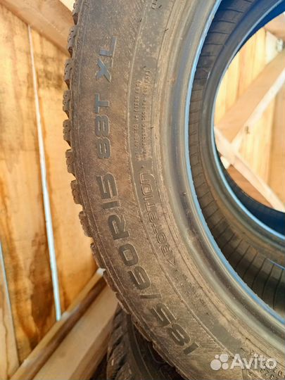 Nokian Tyres Hakkapeliitta 8 185/60 R15 88