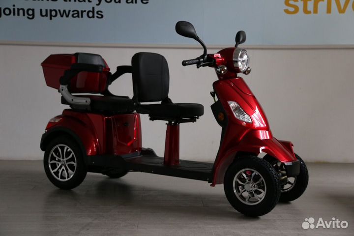 Мобильный двухместный электроскутер ER