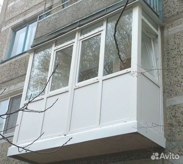 Остекление балконов и лоджий в рассрочку O2284