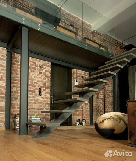 Лестница металлическая