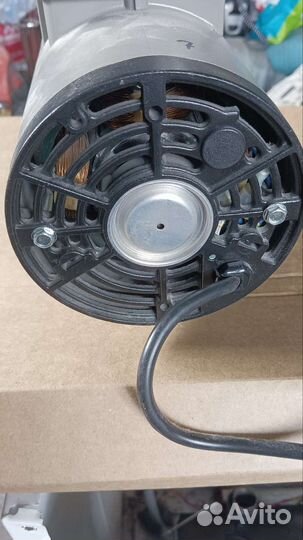 Вакуумный насос thomas 617CD32