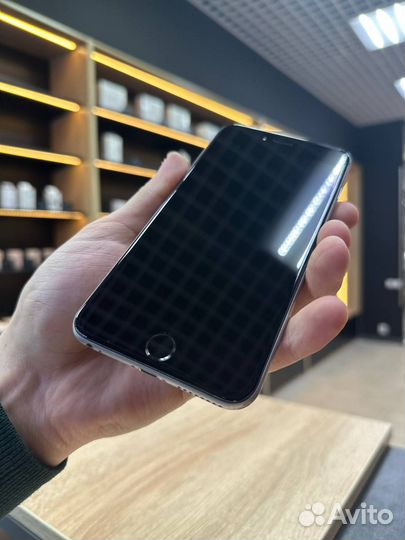 iPhone 6 Plus, 64 ГБ