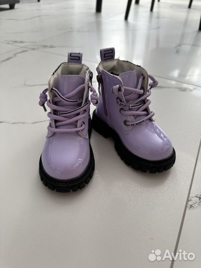Продам ботинки для девочки 21 размера