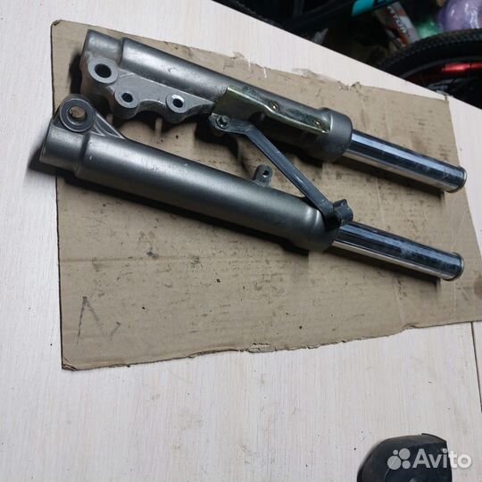 Перья от скутера Stels arrow Benelli
