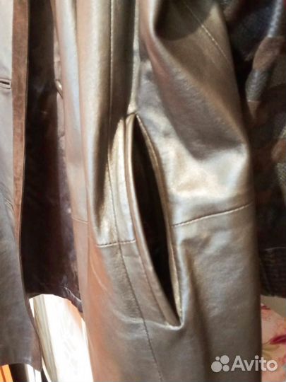 Кожаная женская куртка