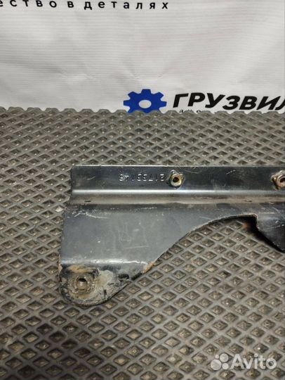 Кронштейн (крепление) Volvo FH4 21733148