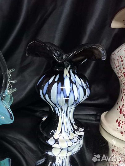 Вазы Красный май