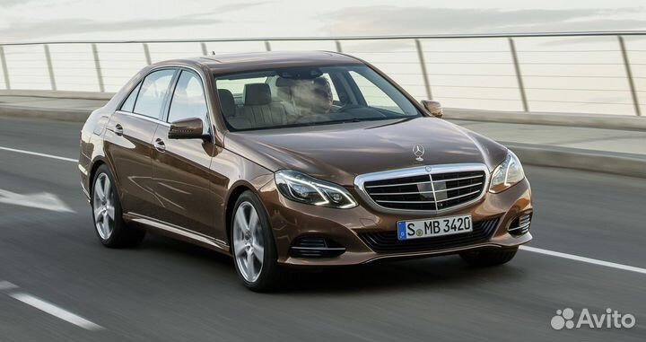 Заглушка переднего бампера Mercedes w212 рест