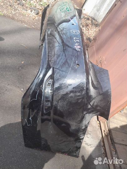 Продам бампер на лексус 400