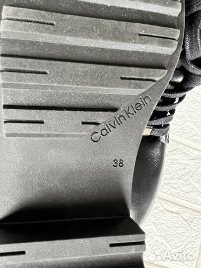 Ботинки-берцы Calvin Klein 38Натуральная кожа
