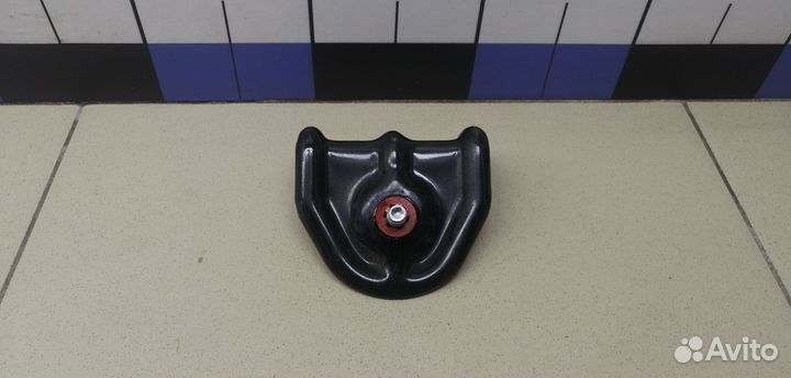 Кронштейн (сопут. товар) Juke (F15) 2011