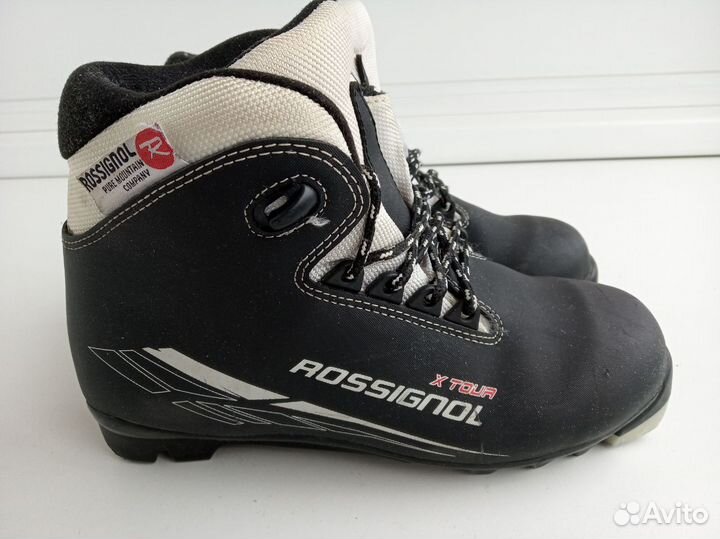 Лыжные ботинки 37 размер, по стельке 23,5 см